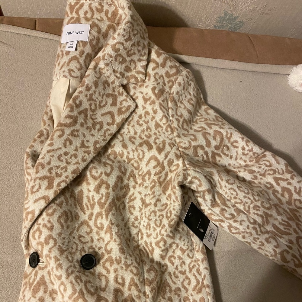 Nine West Side Vent Coat - BRAND NEW - Meduim